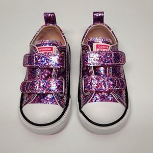 Converse Allstar toddler shoes. Velcro closure, purple/pink size 5, 8, & 9.